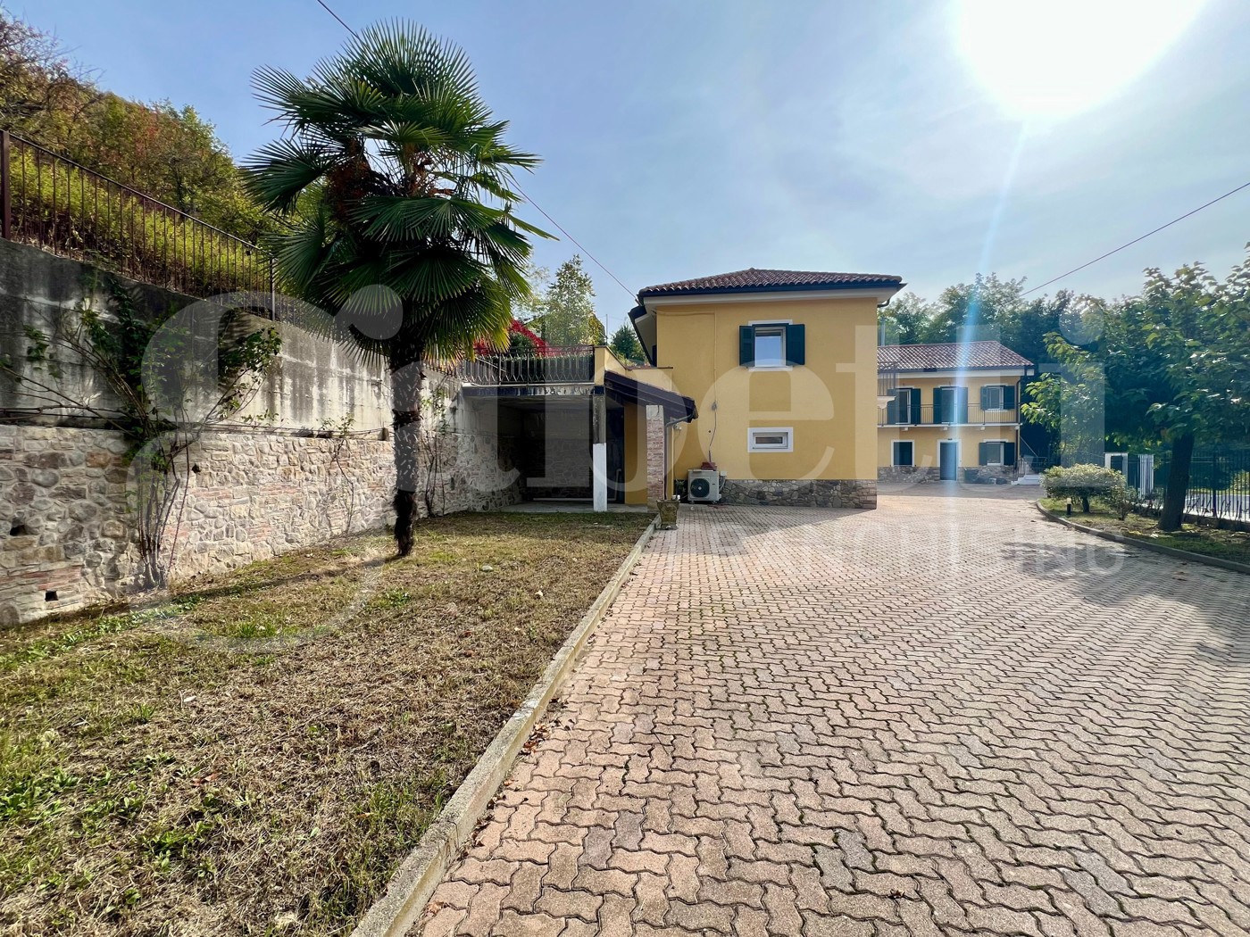 Casa indipendente con giardino a Somano