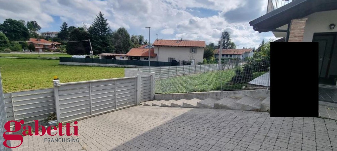 Casa indipendente con giardino a Bra