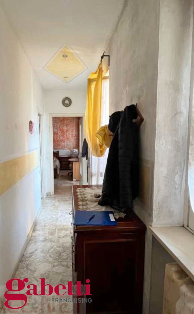 Trilocale da ristrutturare a Bra
