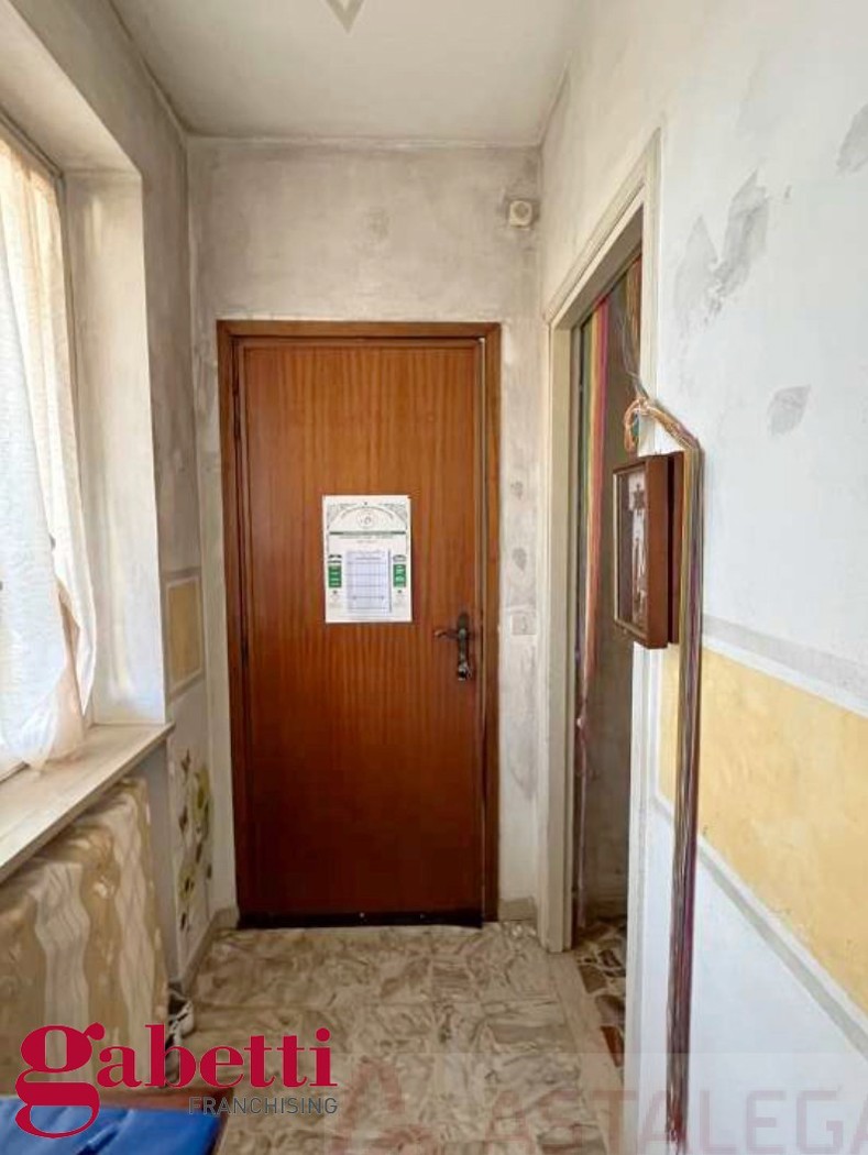 Trilocale da ristrutturare a Bra