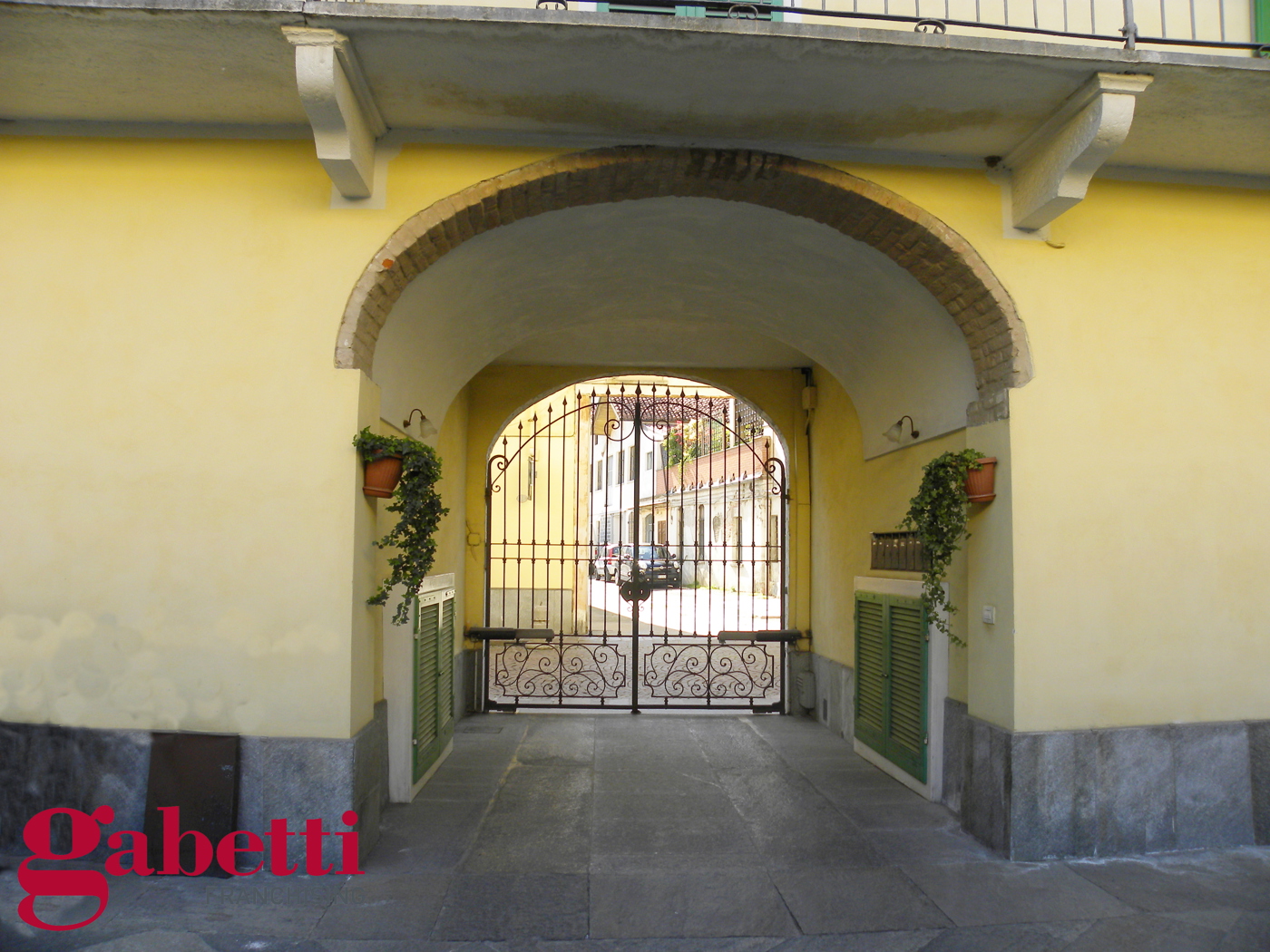 Magazzino in vendita a Bra