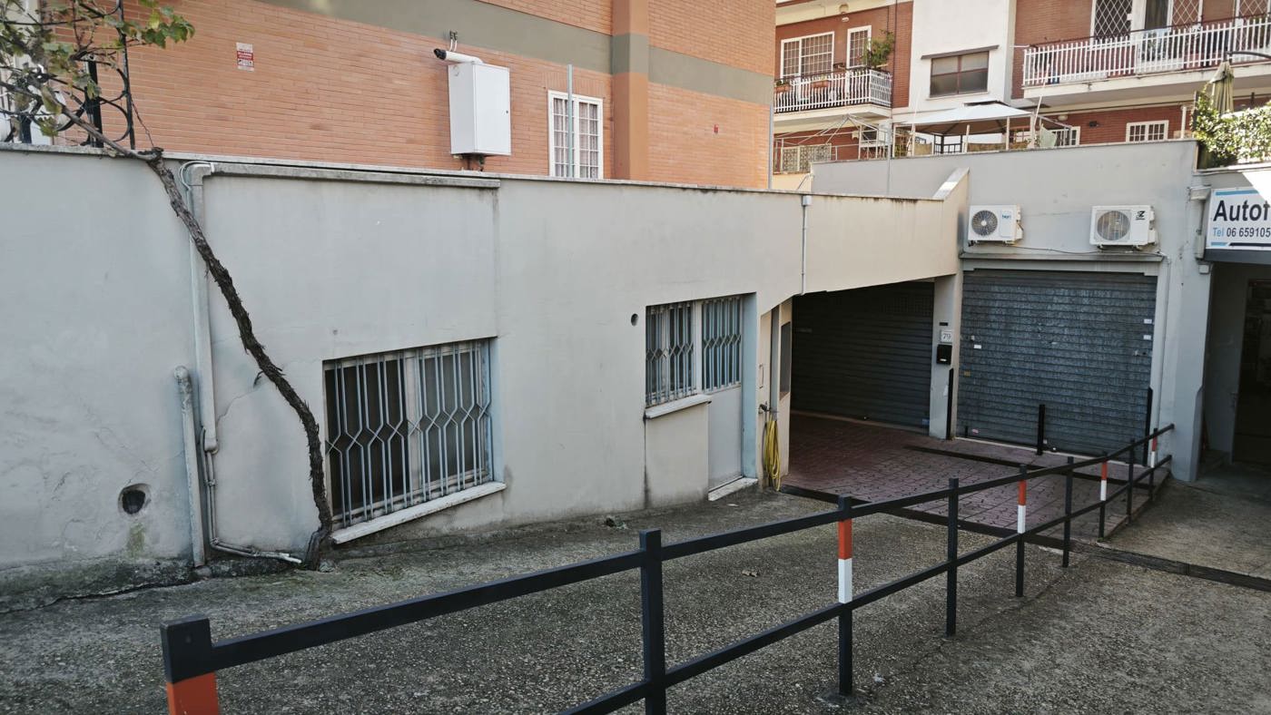 Magazzino in affitto a Roma