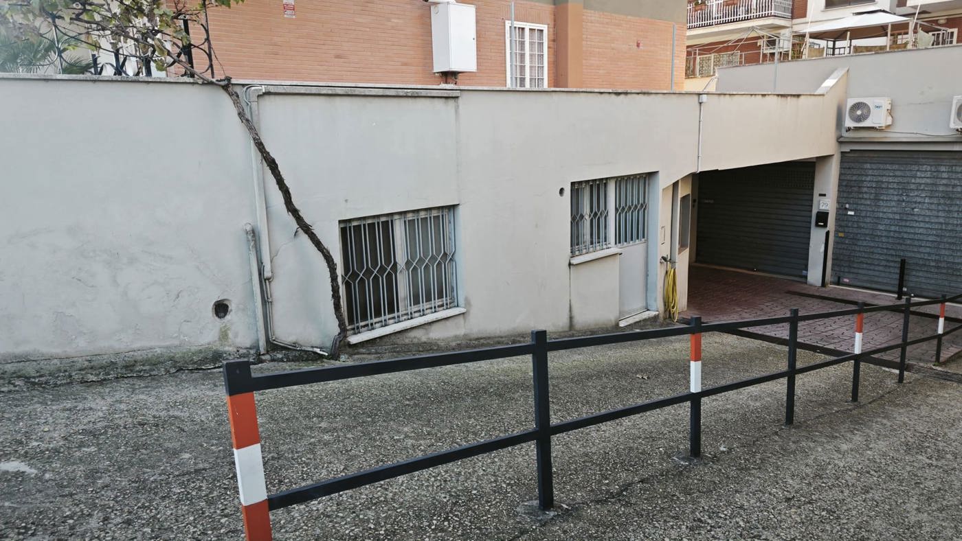 Magazzino in affitto a Roma