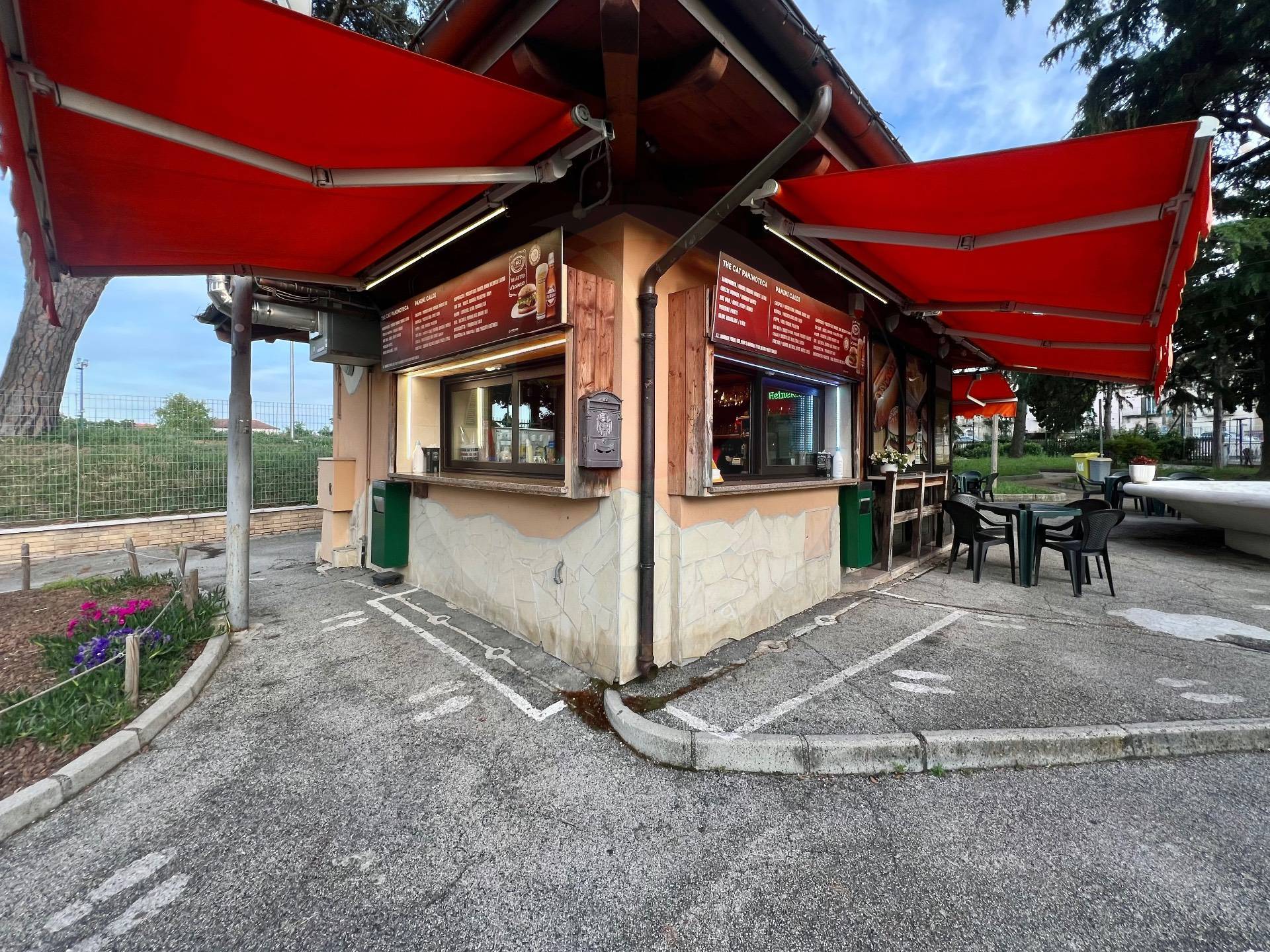 Locale commerciale in vendita a Lanciano