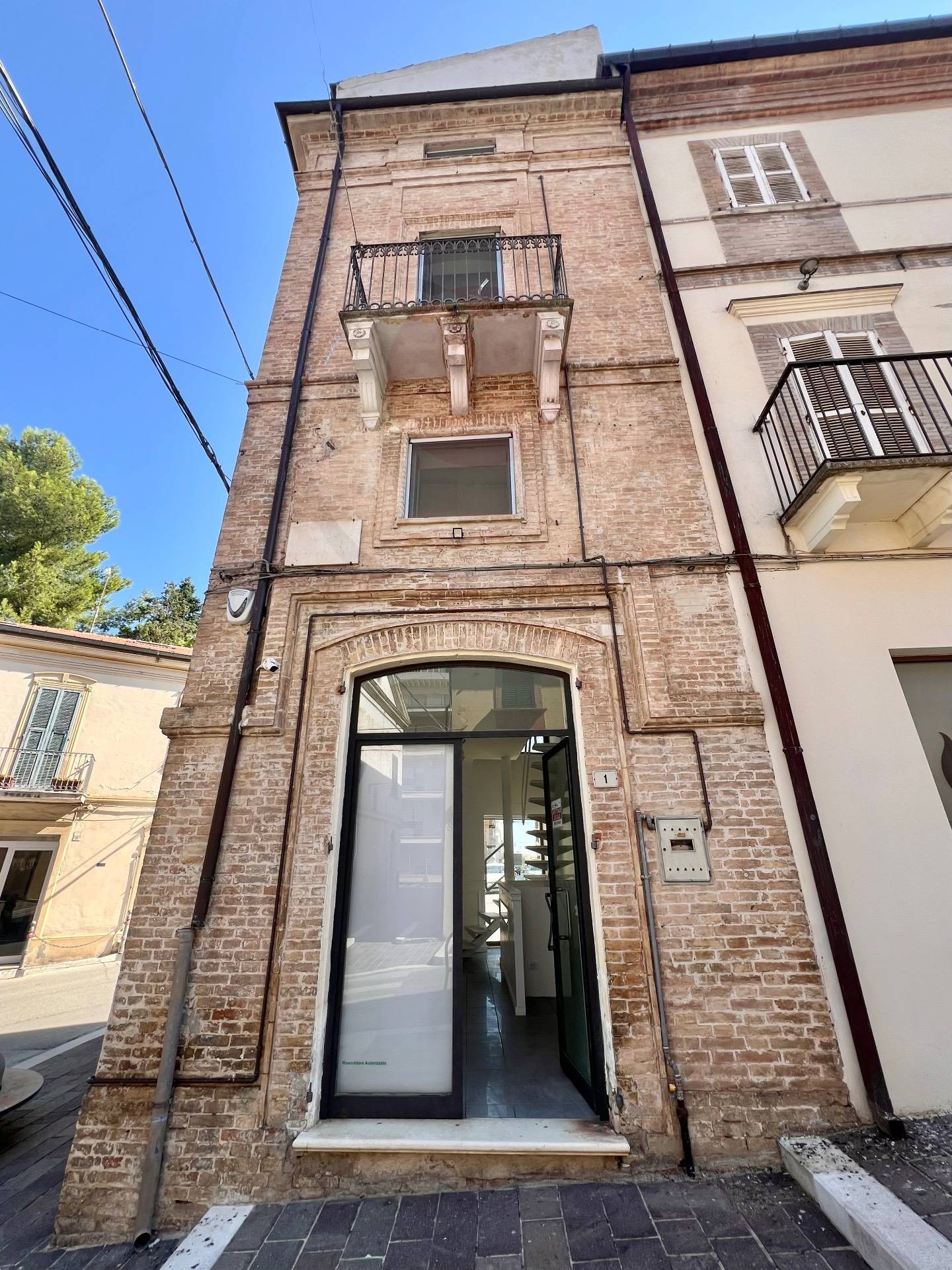 Locale commerciale in affitto a Lanciano