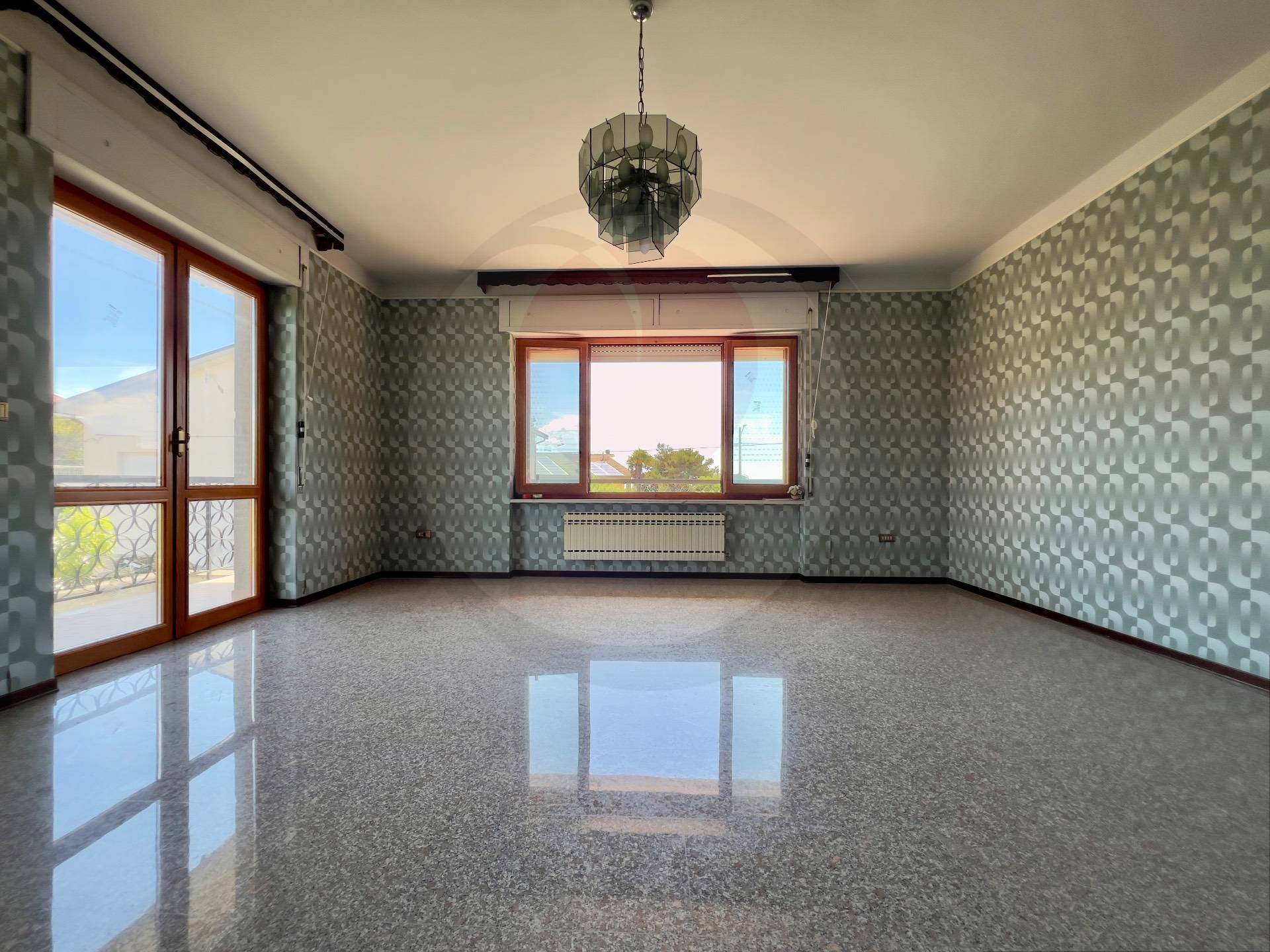 Appartamento con ingresso indipendente in vendita a Lanciano