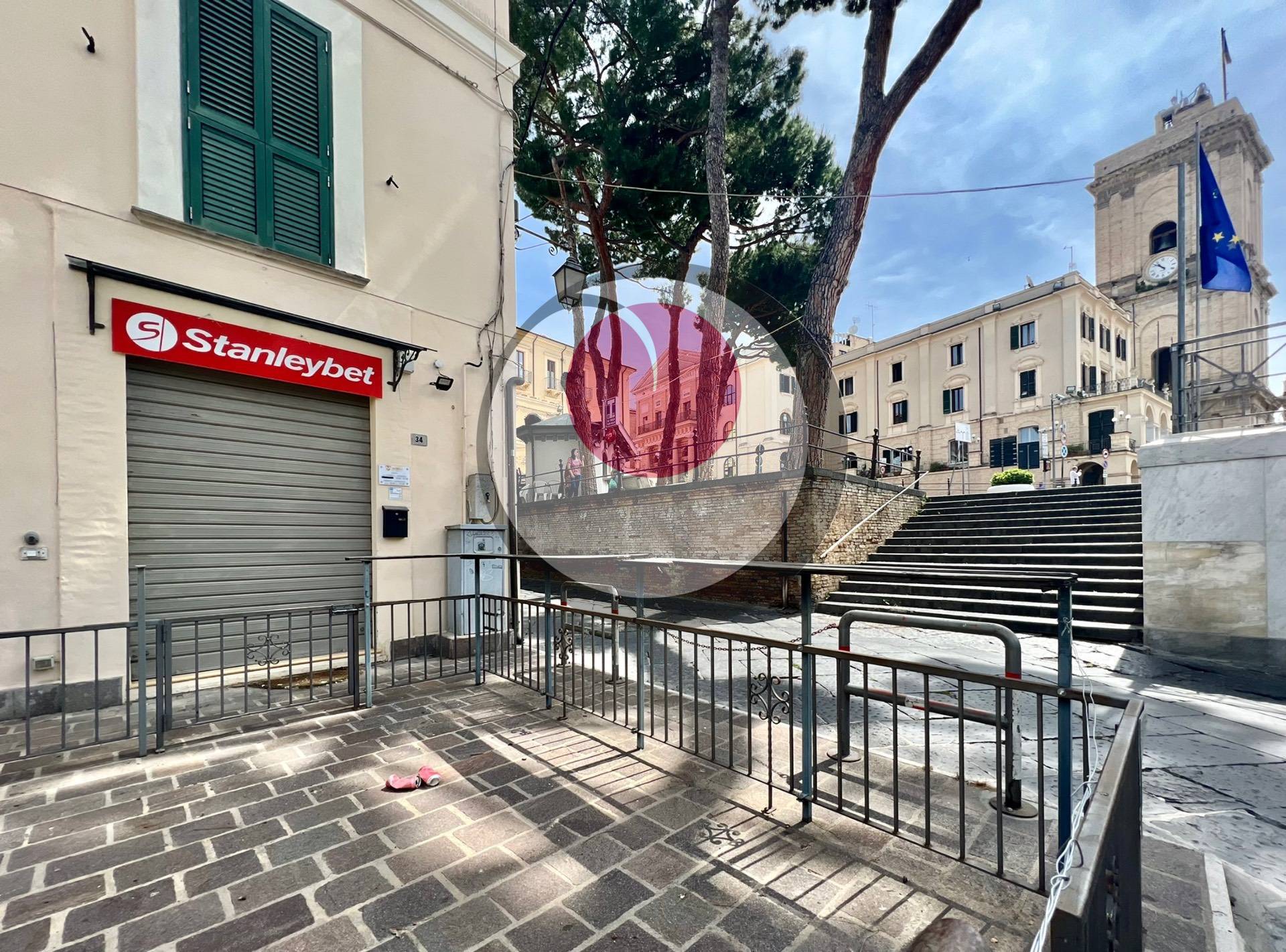 Locale commerciale in vendita a Lanciano
