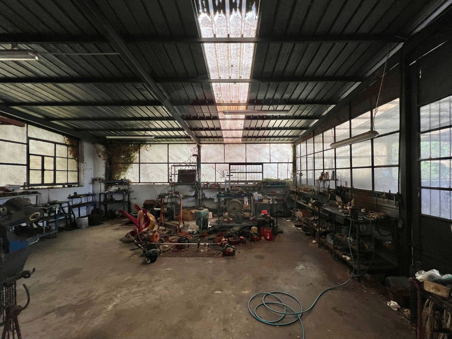 Opificio in vendita a Rocca San Giovanni