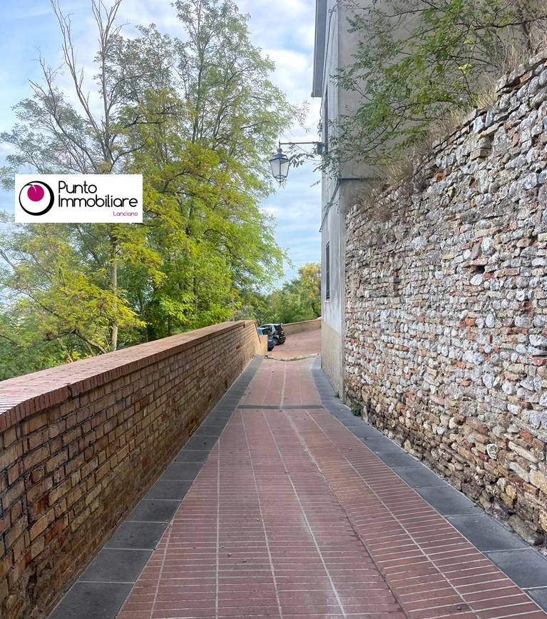Fondaco in vendita a Lanciano