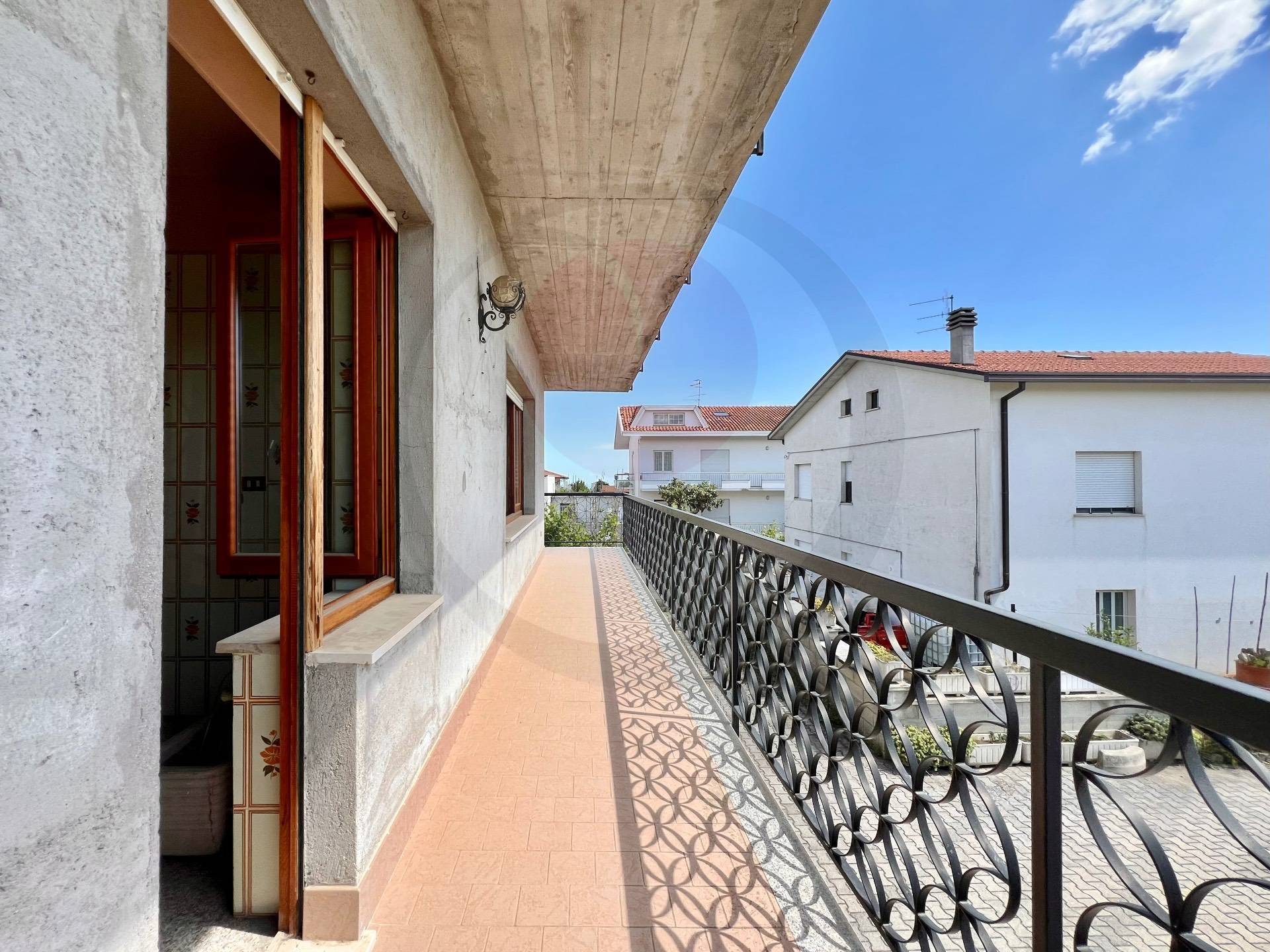 Appartamento con ingresso indipendente in vendita a Lanciano