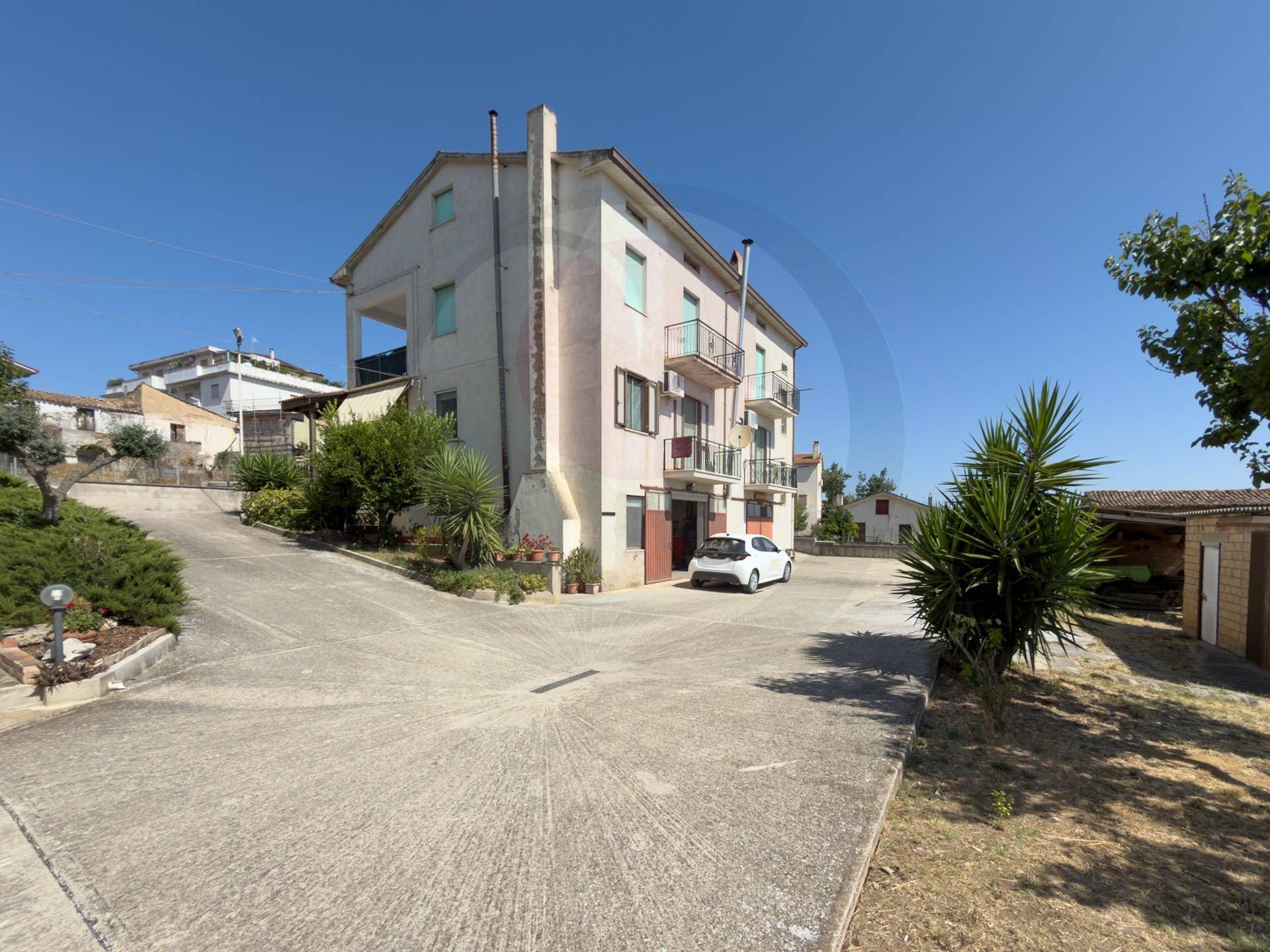 Appartamento con ingresso indipendente in vendita a Lanciano