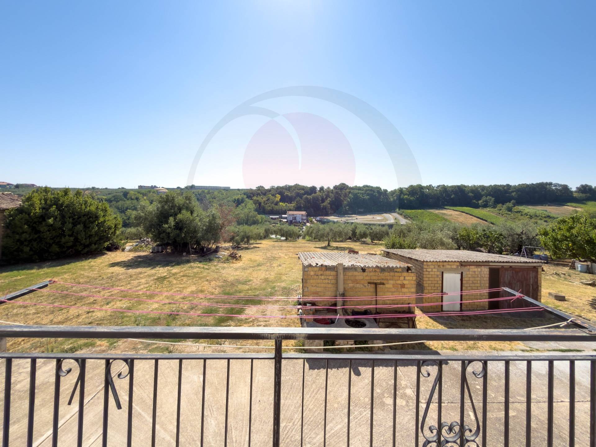 Appartamento con ingresso indipendente in vendita a Lanciano