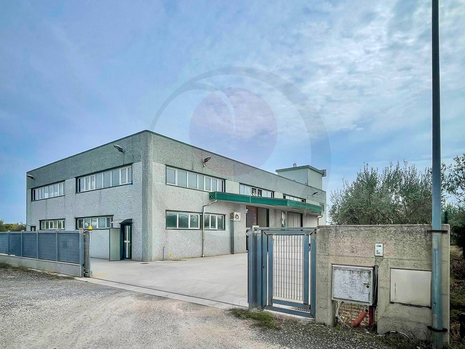 Opificio in vendita a Treglio