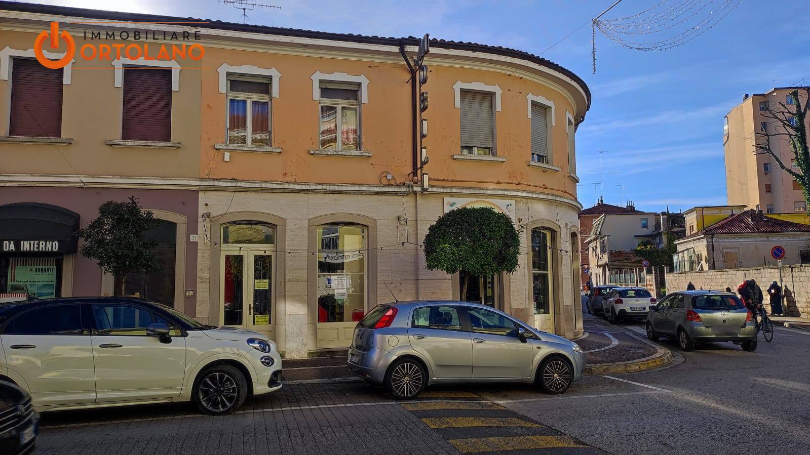 Locale commerciale in vendita a Monfalcone