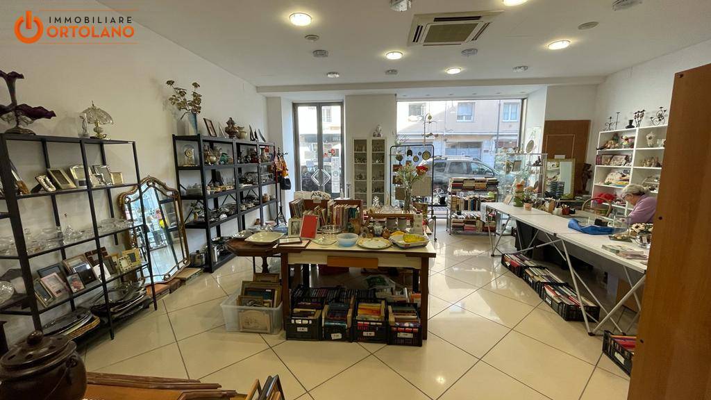 Locale commerciale in vendita a Monfalcone