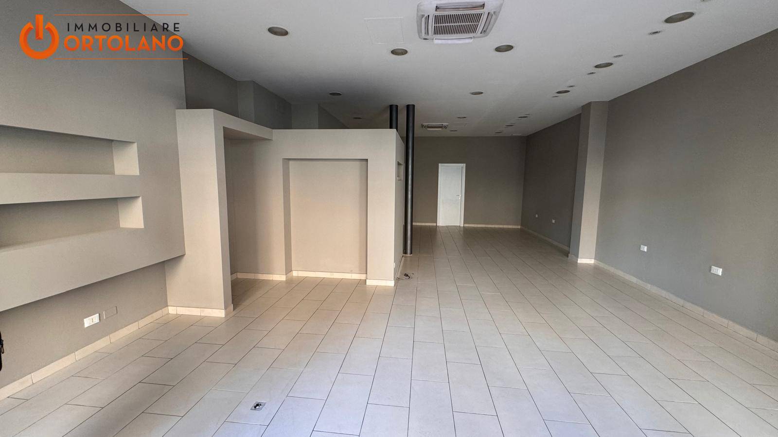 Locale commerciale in affitto a Monfalcone