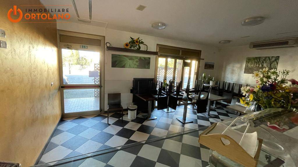 Locale commerciale in affitto a Fiumicello Villa Vicentina