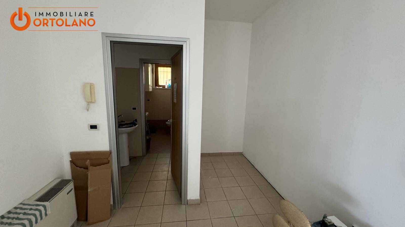 Locale commerciale in vendita a Sagrado