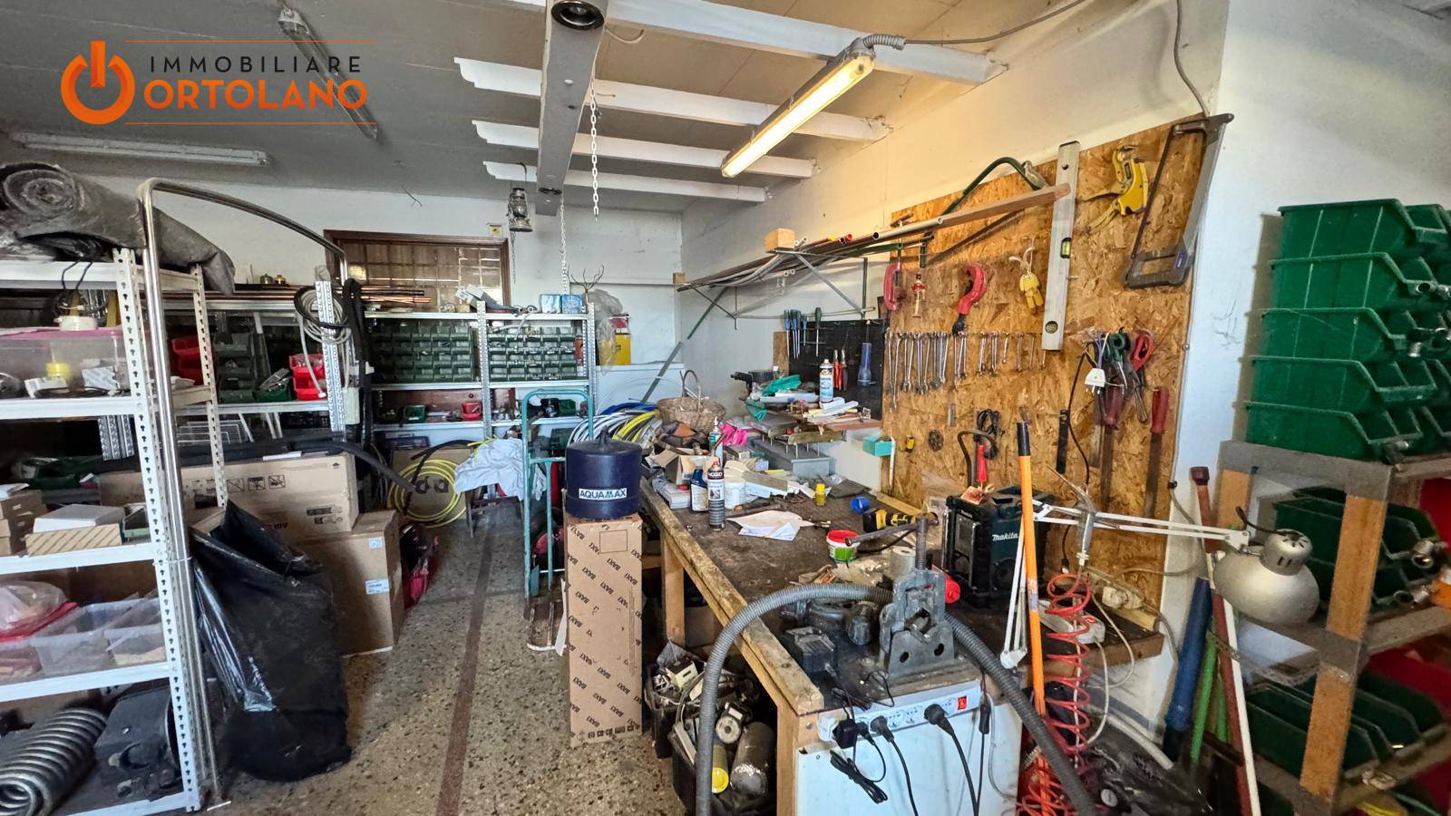 Locale commerciale in vendita a San Canzian d'Isonzo, Pieris