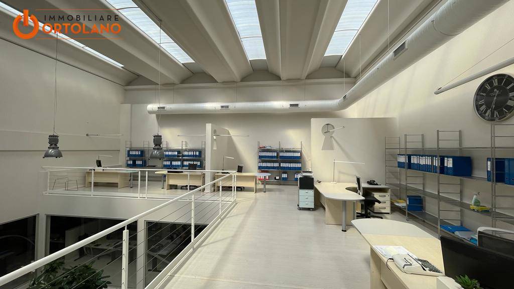 Locale commerciale in vendita a Ronchi dei Legionari