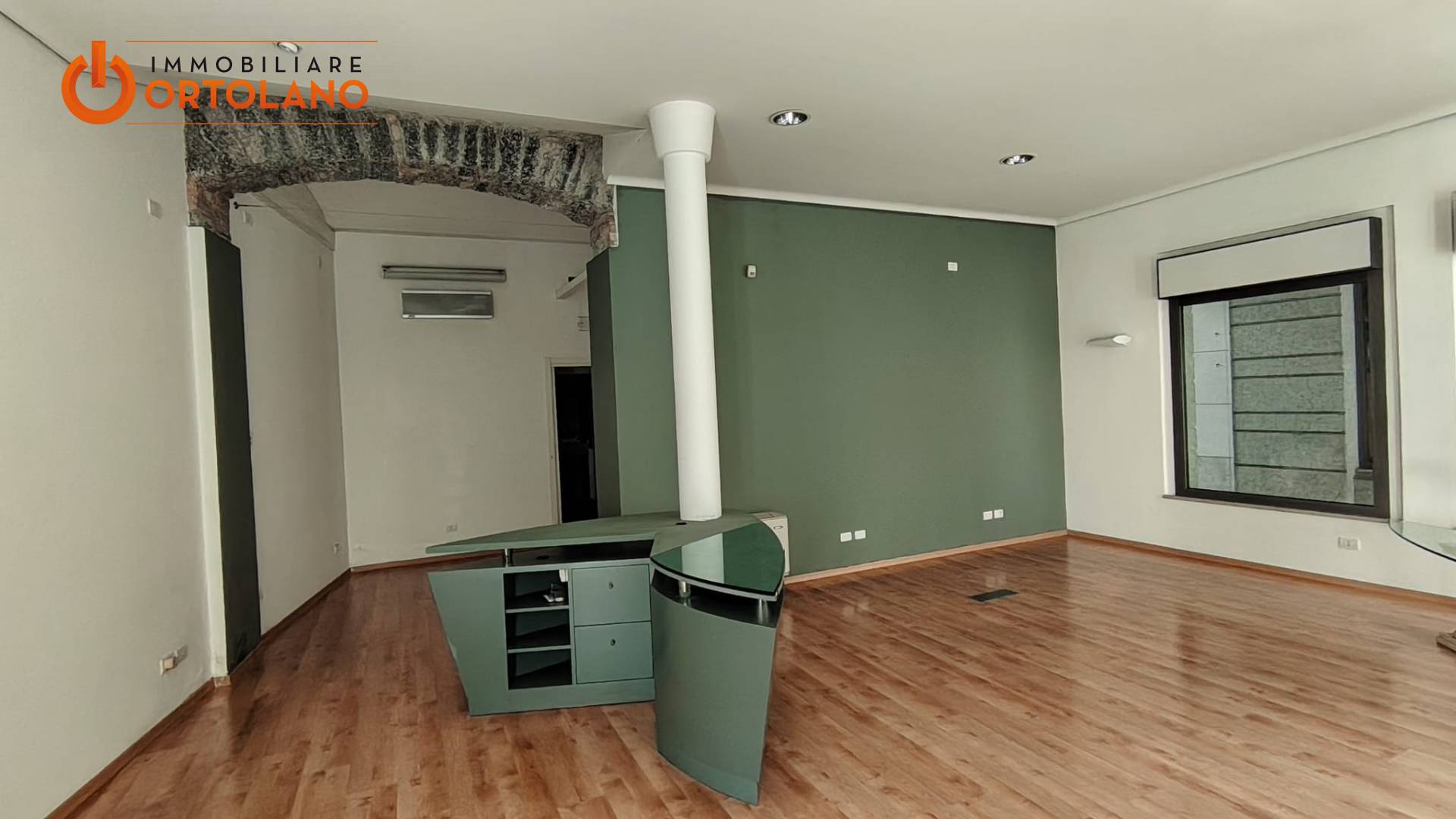 Locale commerciale in vendita a Monfalcone