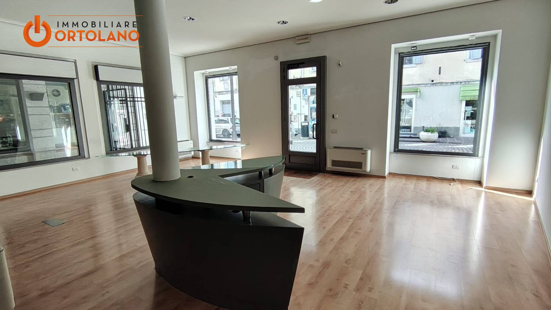 Locale commerciale in vendita a Monfalcone