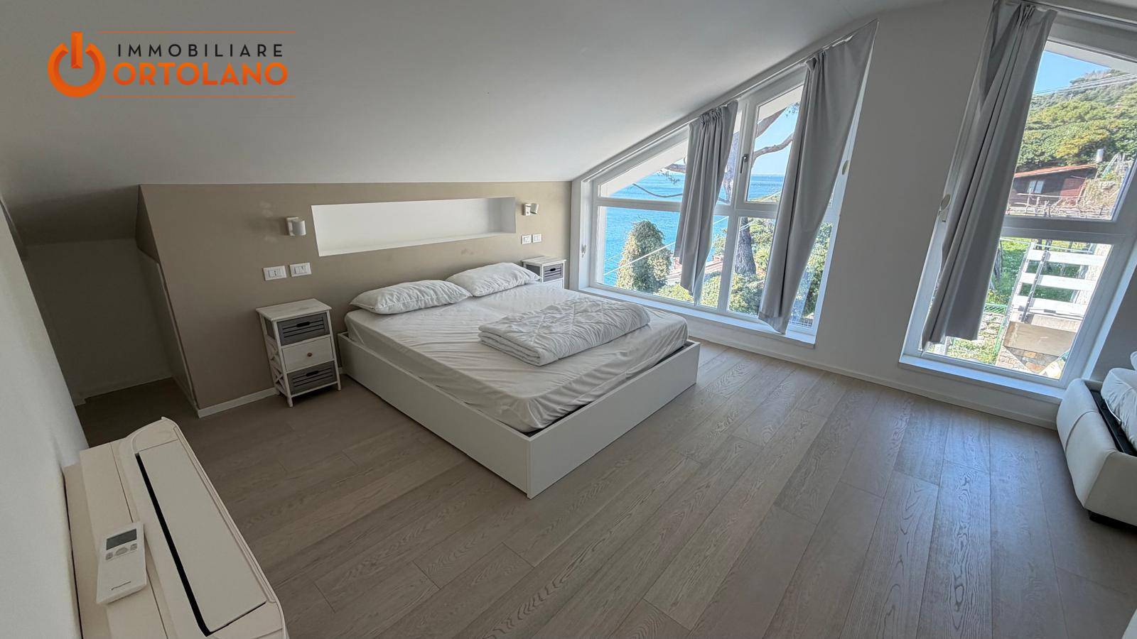 Villa Bifamigliare in affitto a Duino-Aurisina, Santa Croce