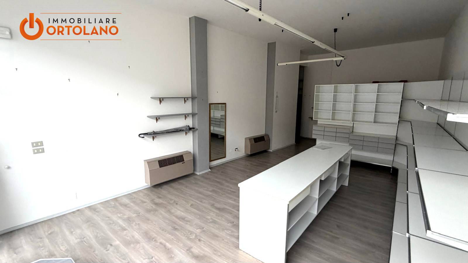 Locale commerciale in affitto a Monfalcone