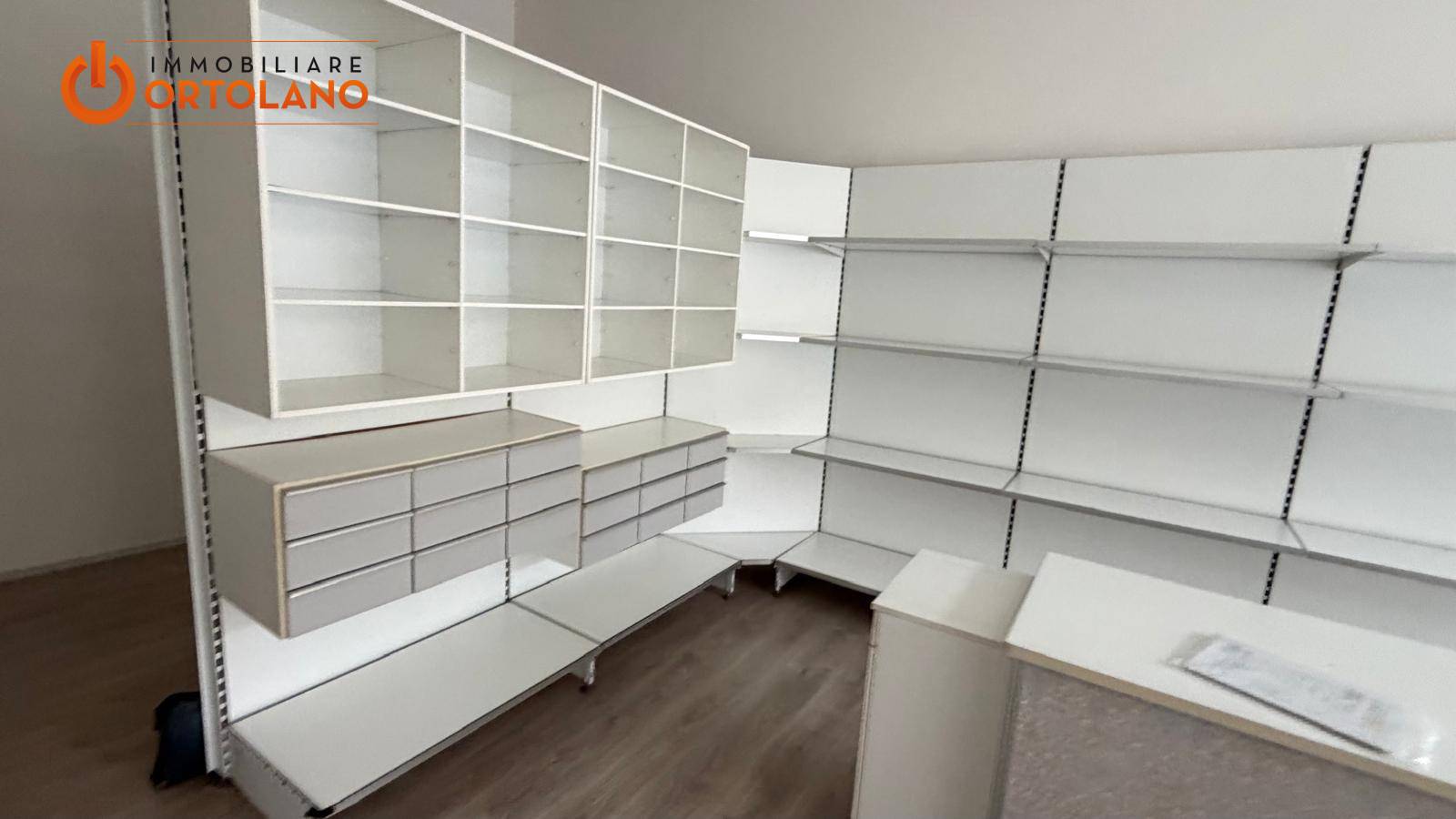 Locale commerciale in affitto a Monfalcone