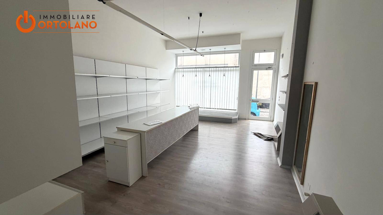 Locale commerciale in affitto a Monfalcone
