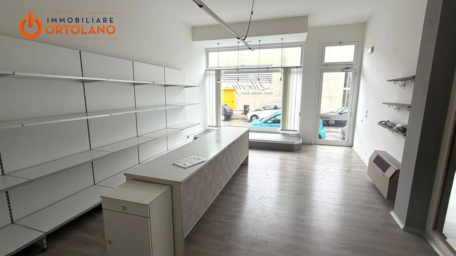 Locale commerciale in affitto a Monfalcone