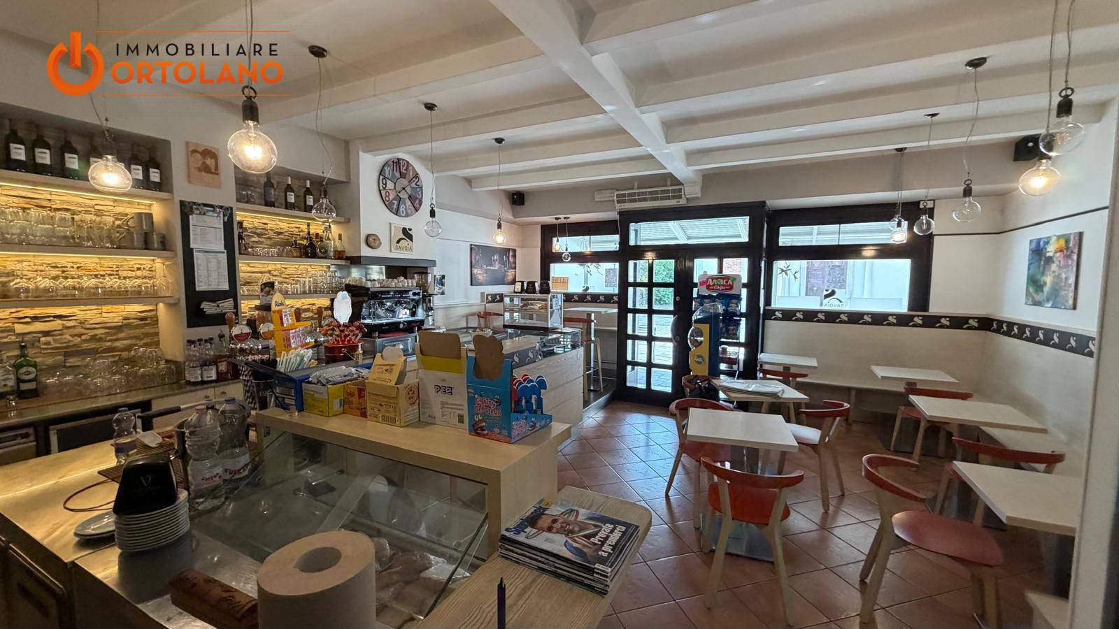 Attivit commerciale in vendita a Staranzano