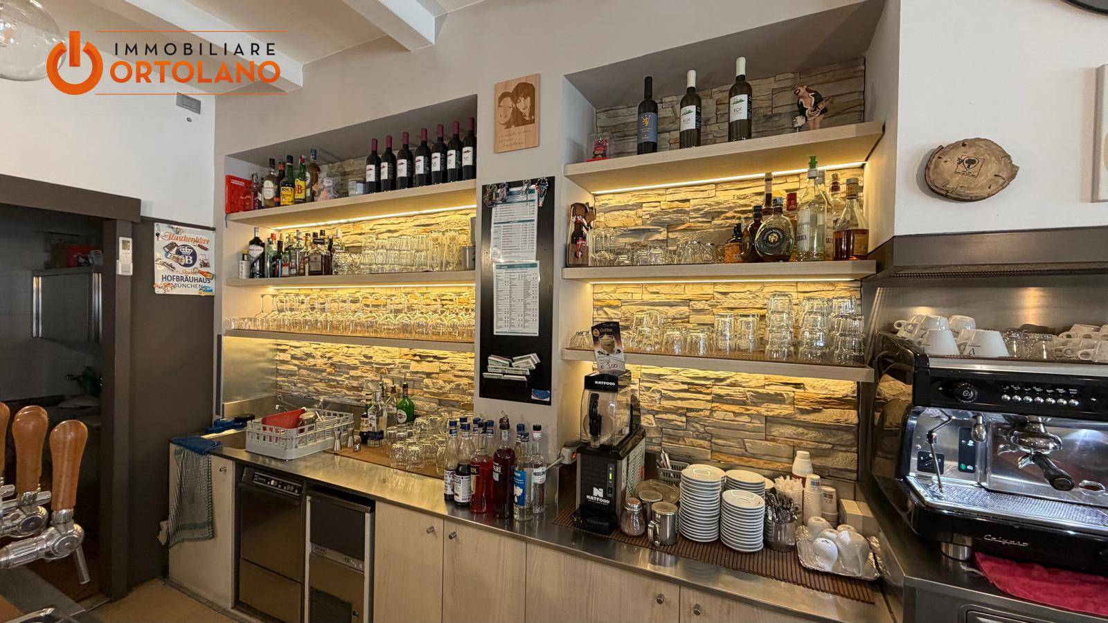 Attivit commerciale in vendita a Staranzano