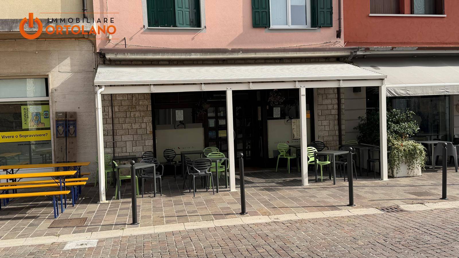 Attivit commerciale in vendita a Staranzano