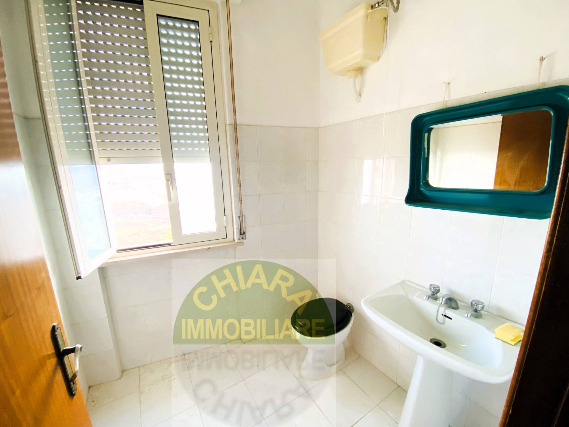 Locale commerciale in vendita a Palmoli