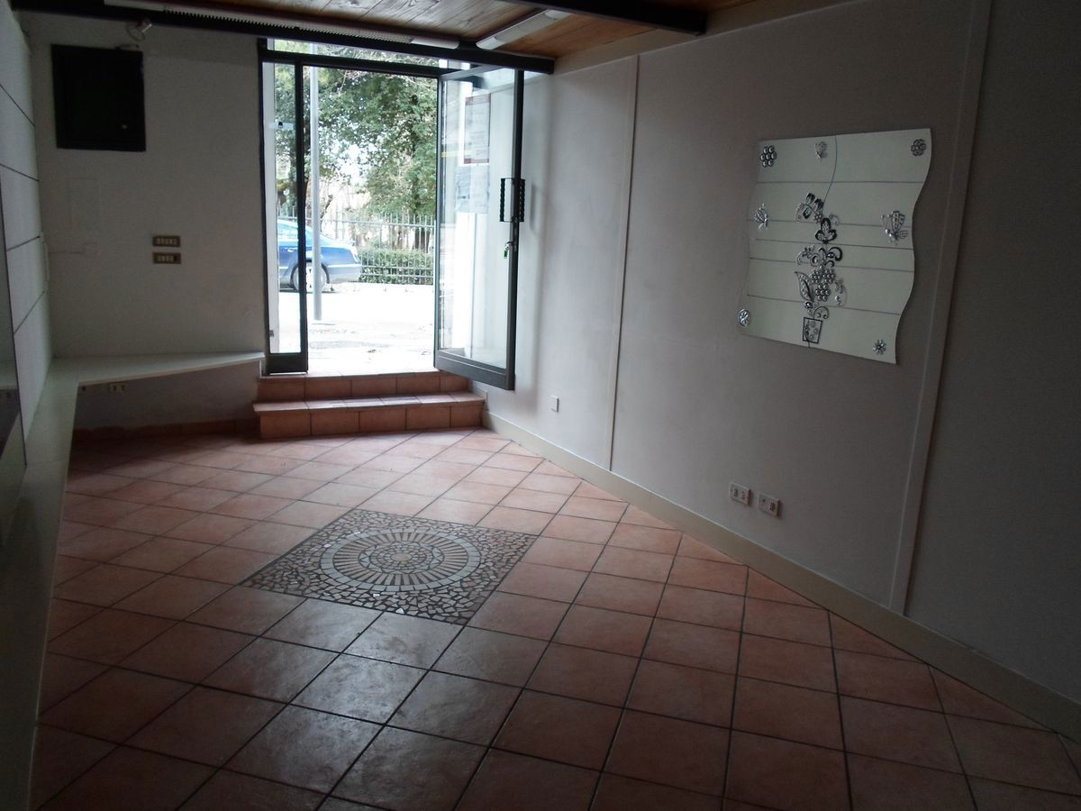 Negozio in vendita a Tagliacozzo