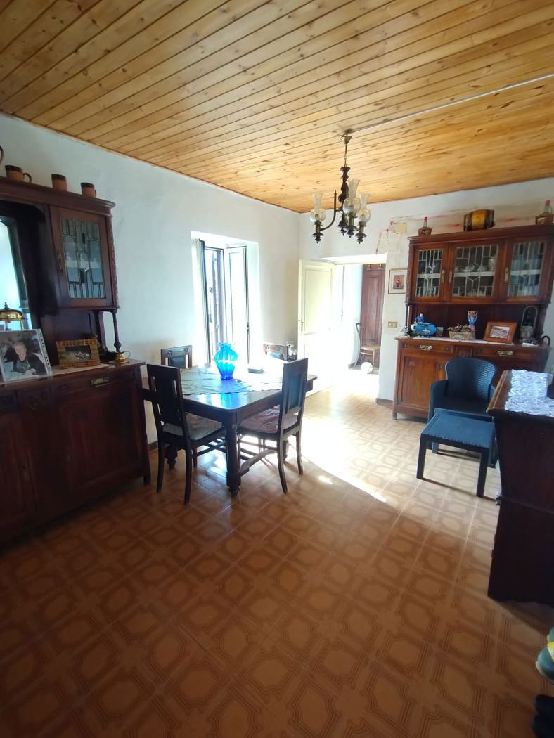 Quadrilocale in vendita a Tagliacozzo