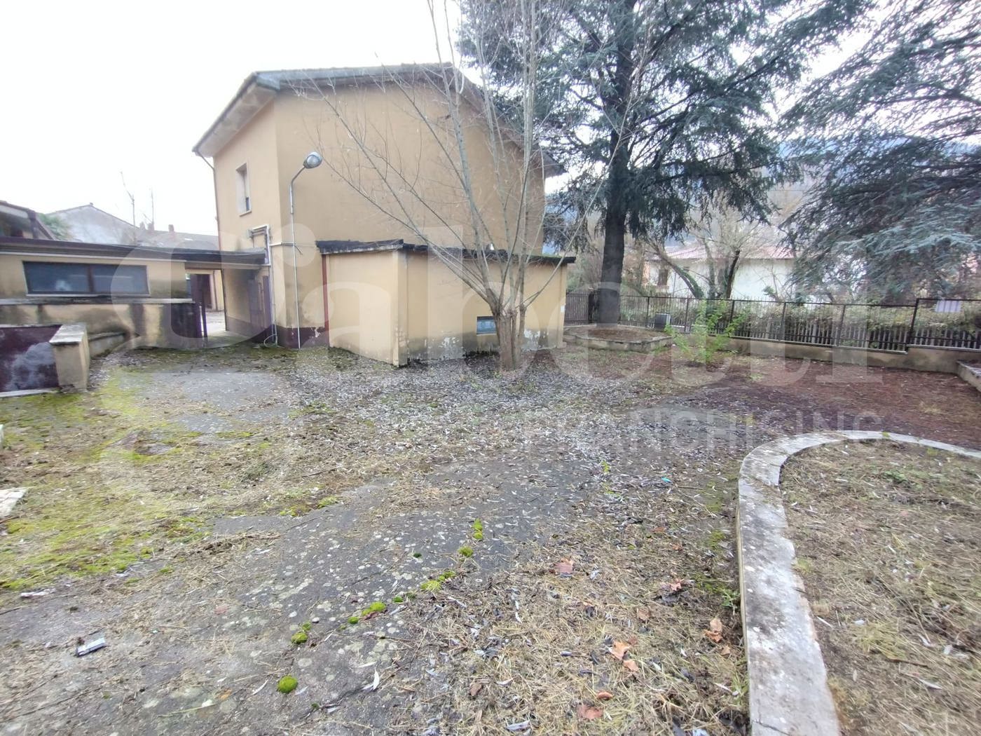 Stabile/Palazzo in vendita a Tagliacozzo