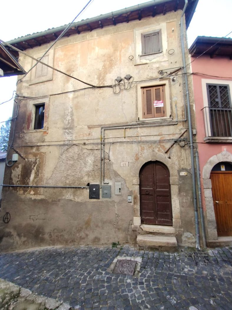 Trilocale in vendita a Tagliacozzo