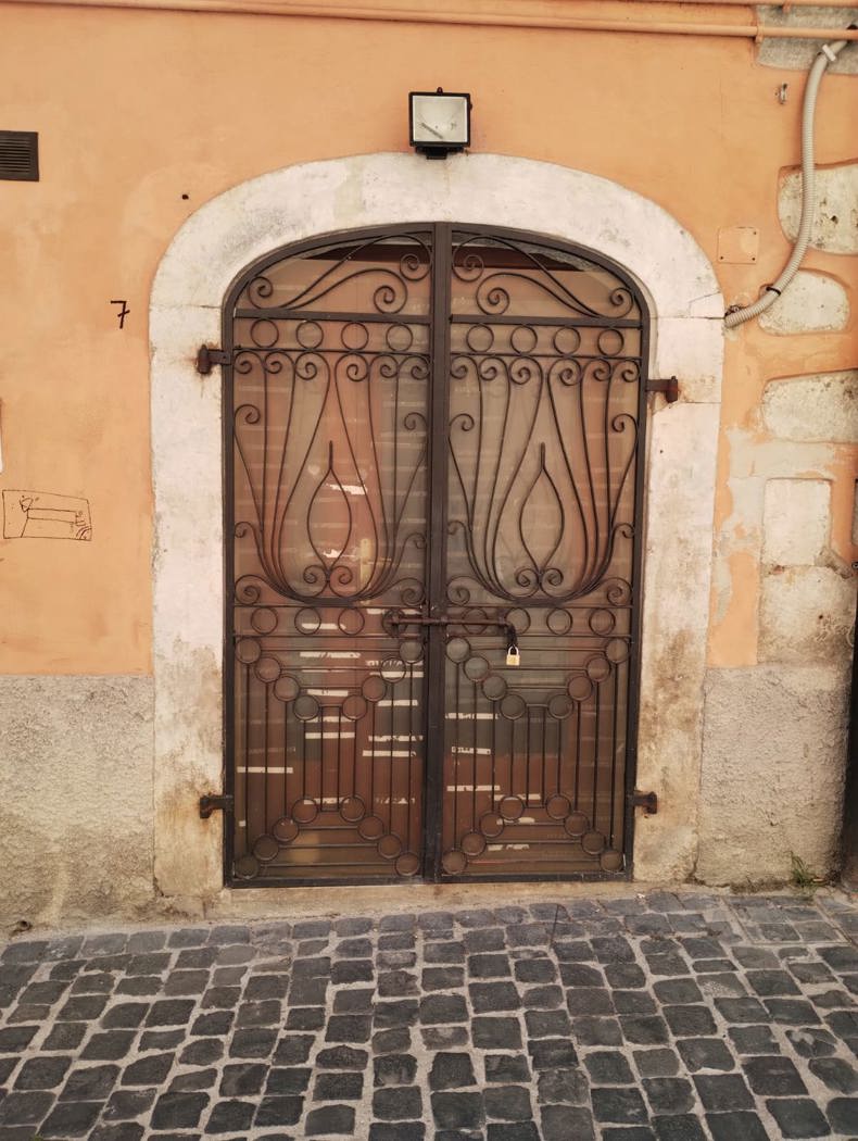 Negozio in vendita a Tagliacozzo