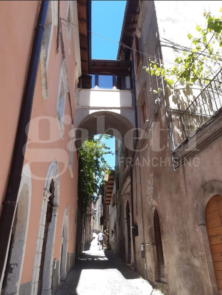 Appartamento in vendita a Tagliacozzo