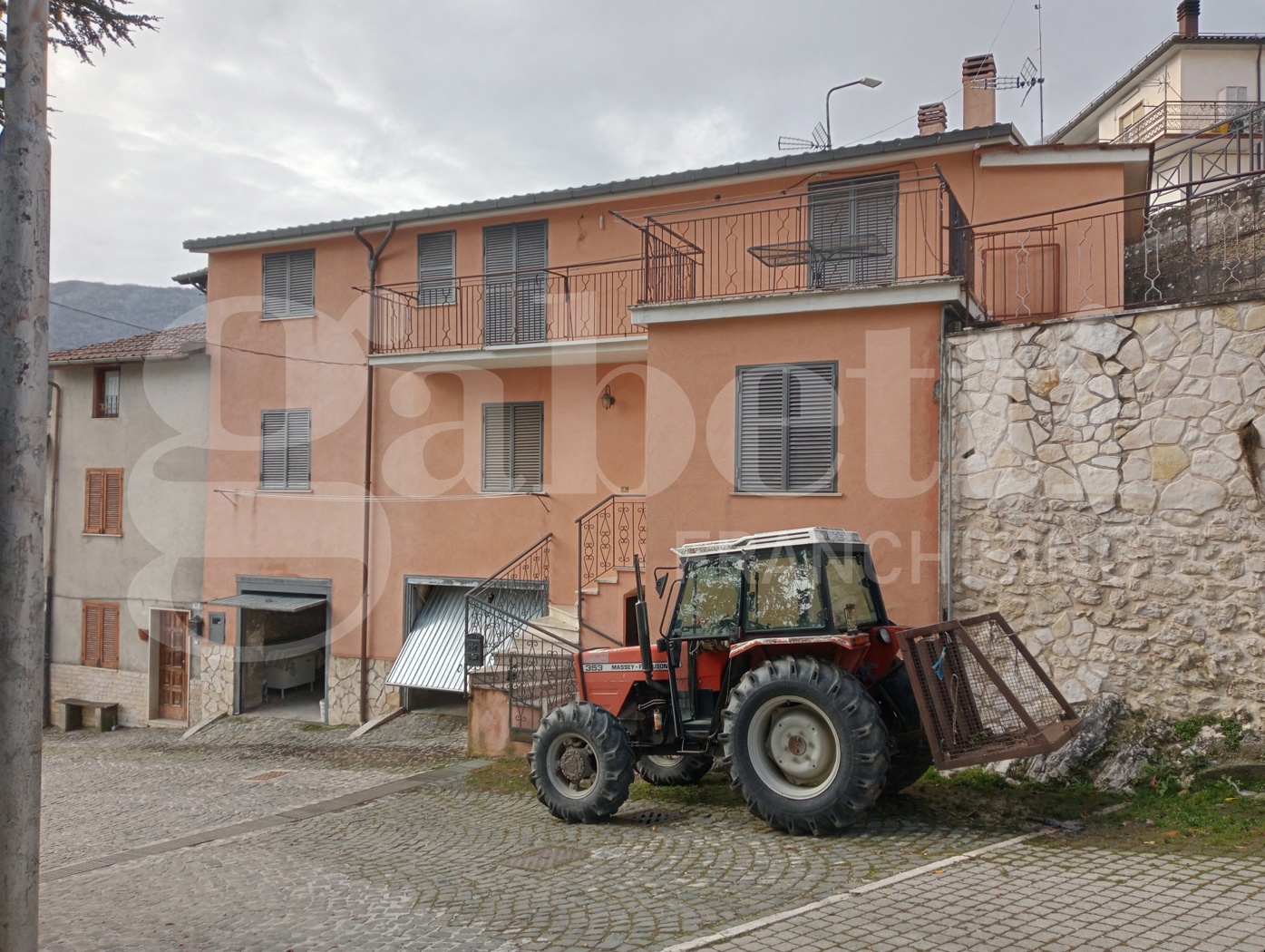 Appartamento in vendita a Sante Marie