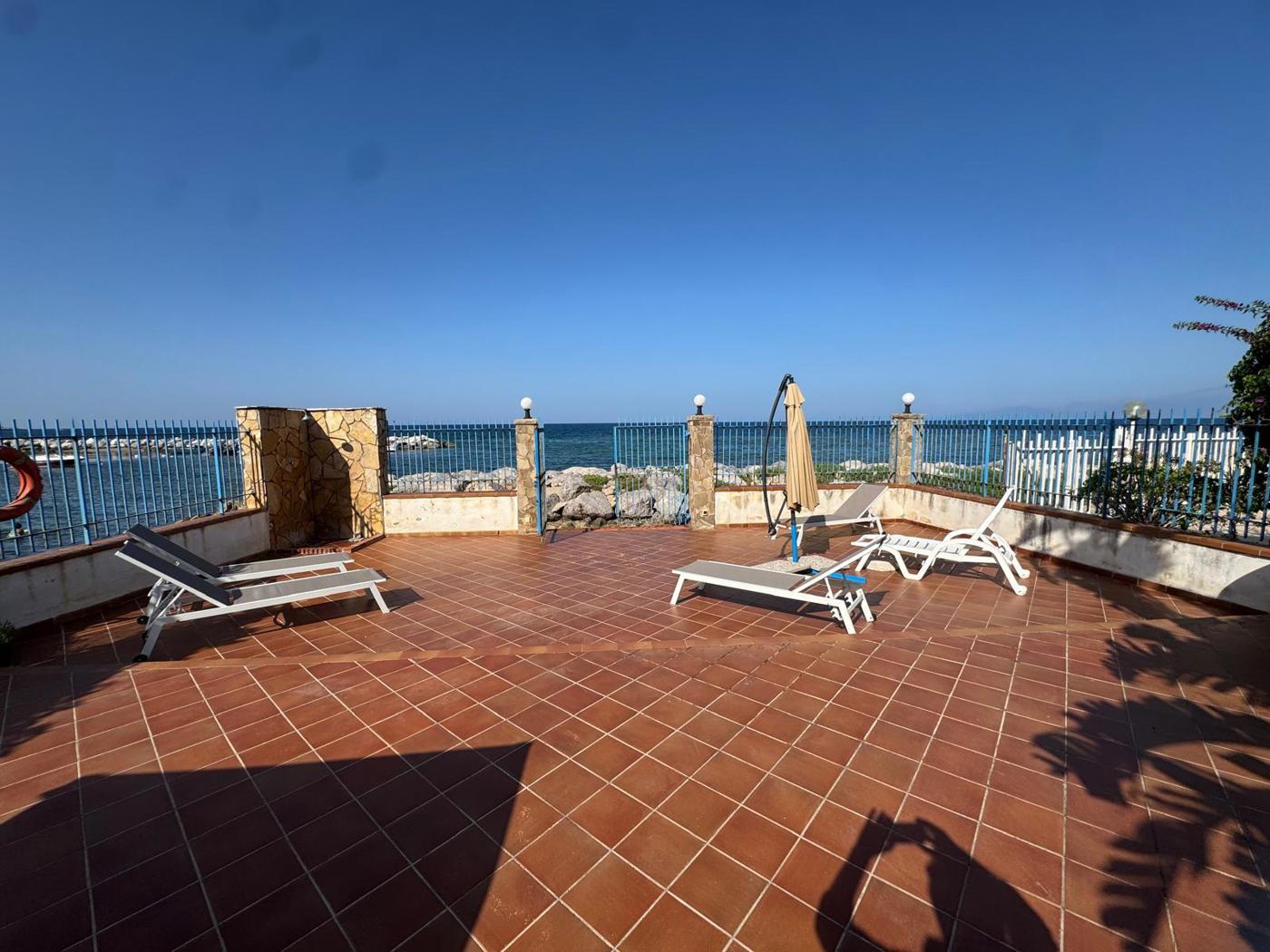Villa vista mare a Casteldaccia