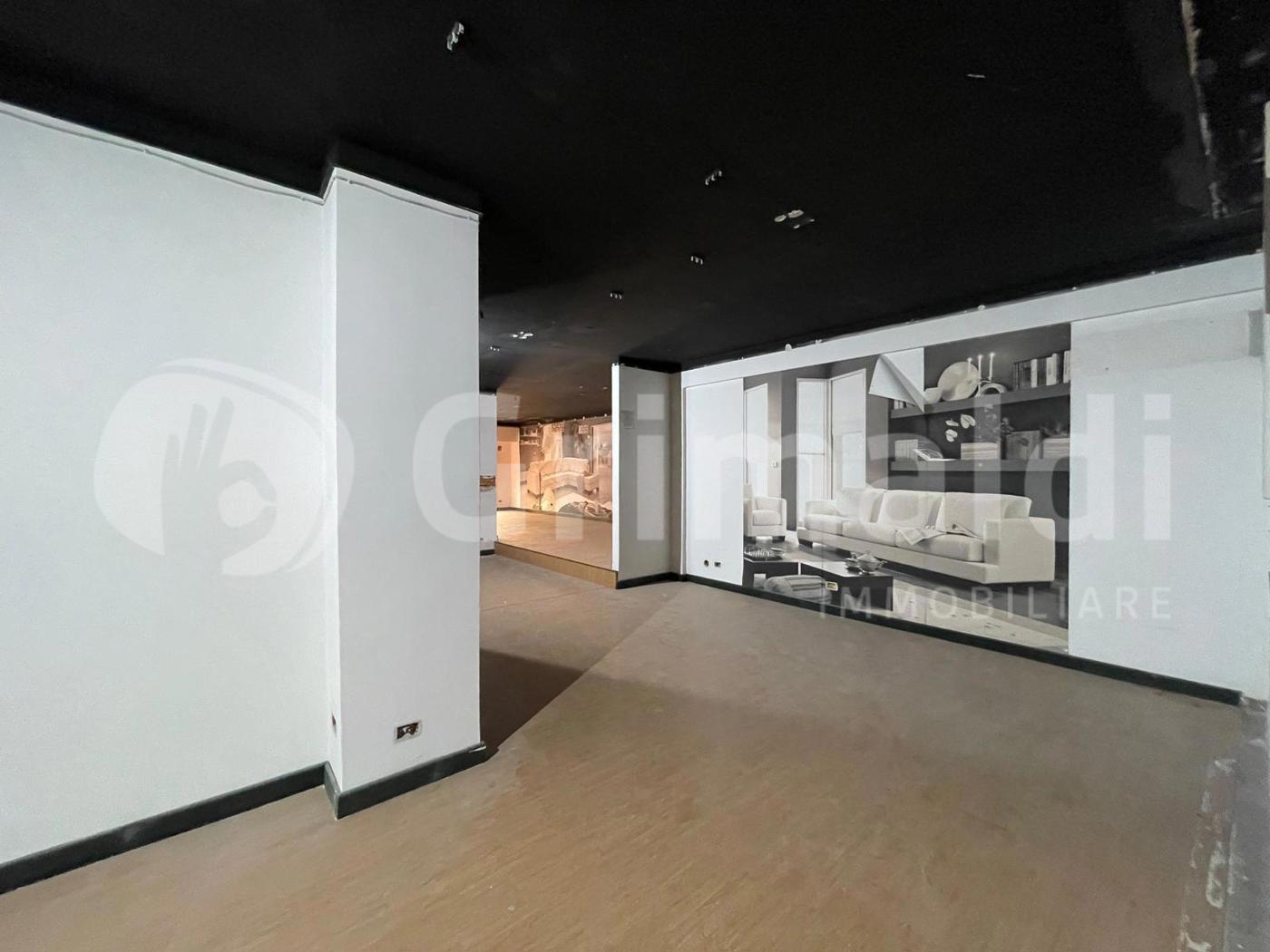 Negozio in vendita a Palermo