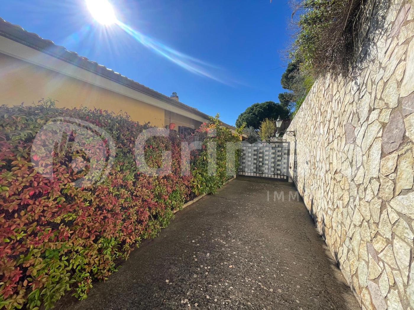 Villa Bifamiliare con giardino a Monreale