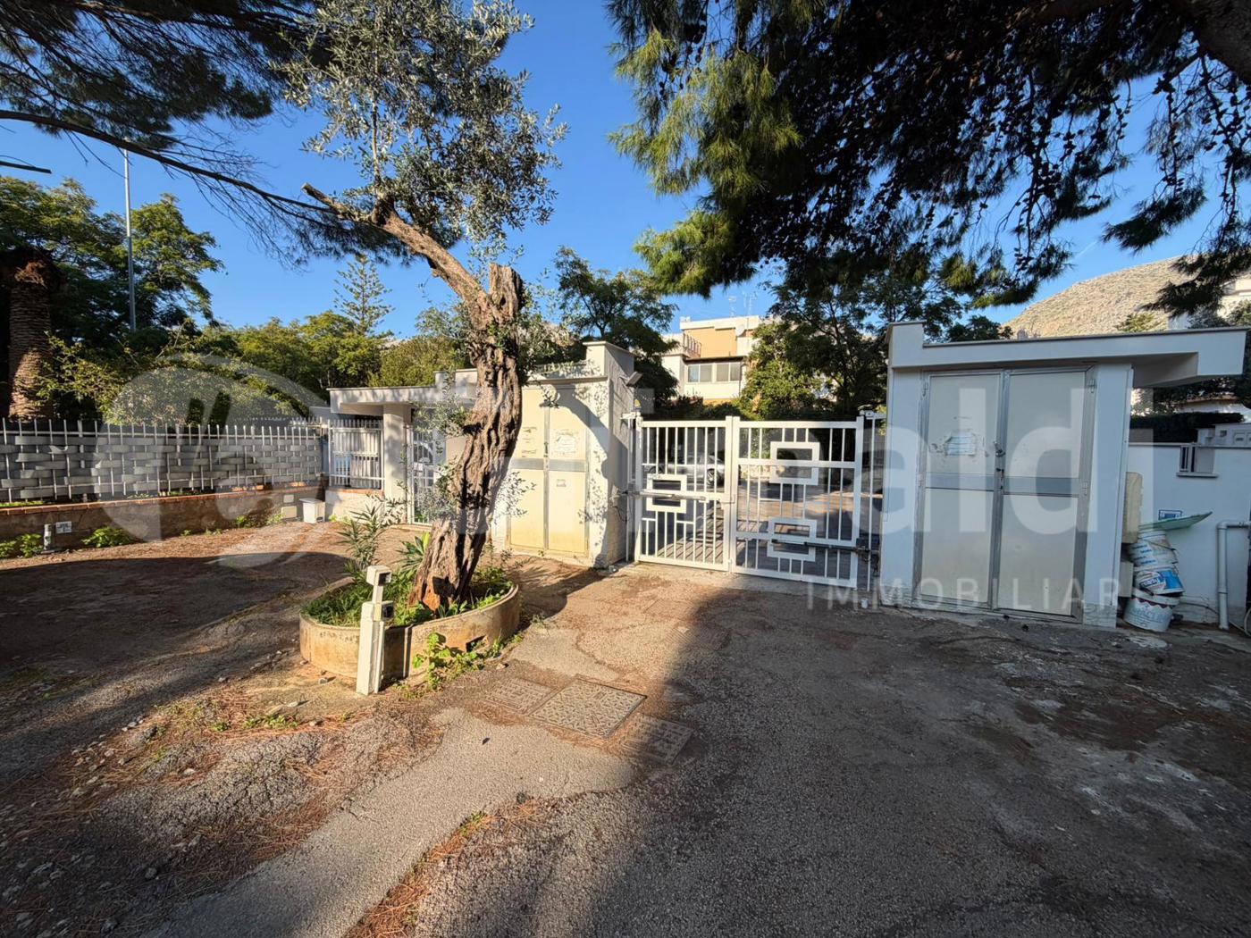 Quadrilocale in affitto a Palermo