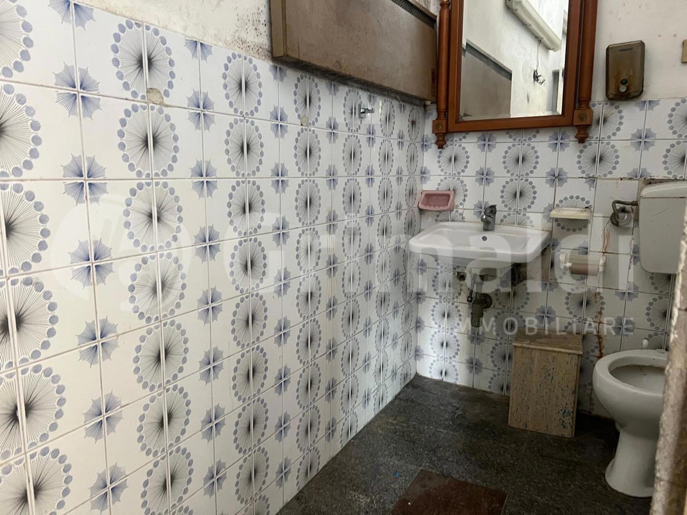 Magazzino in affitto a Palermo