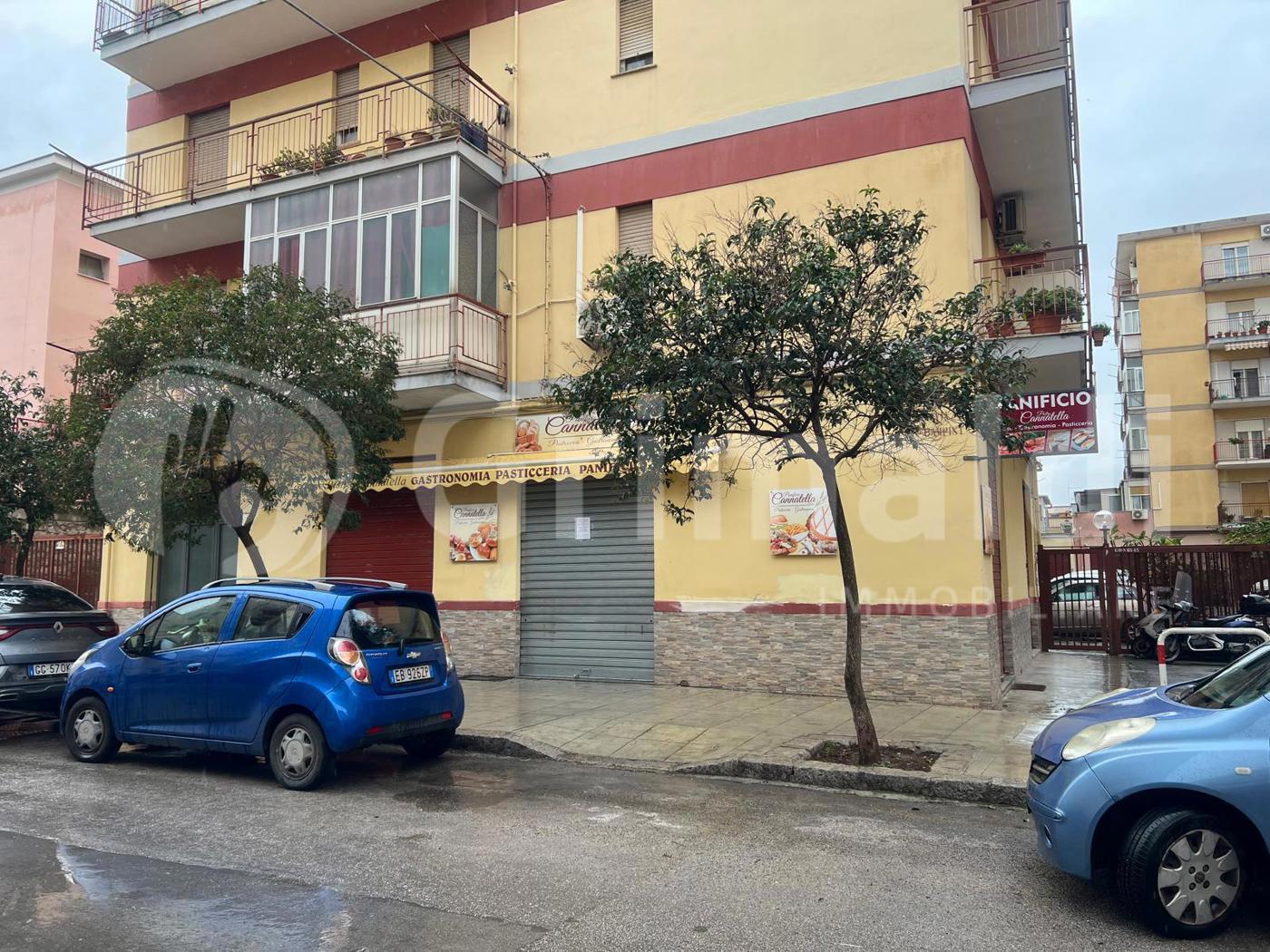 Attivit� commerciale Bar e tabacchi in vendita a Palermo