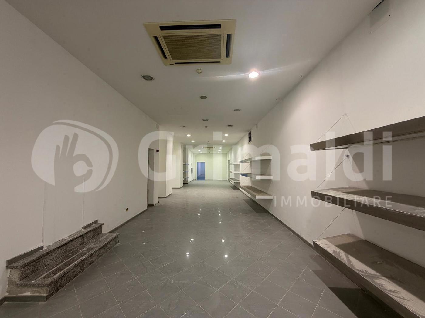 Magazzino in affitto a Palermo