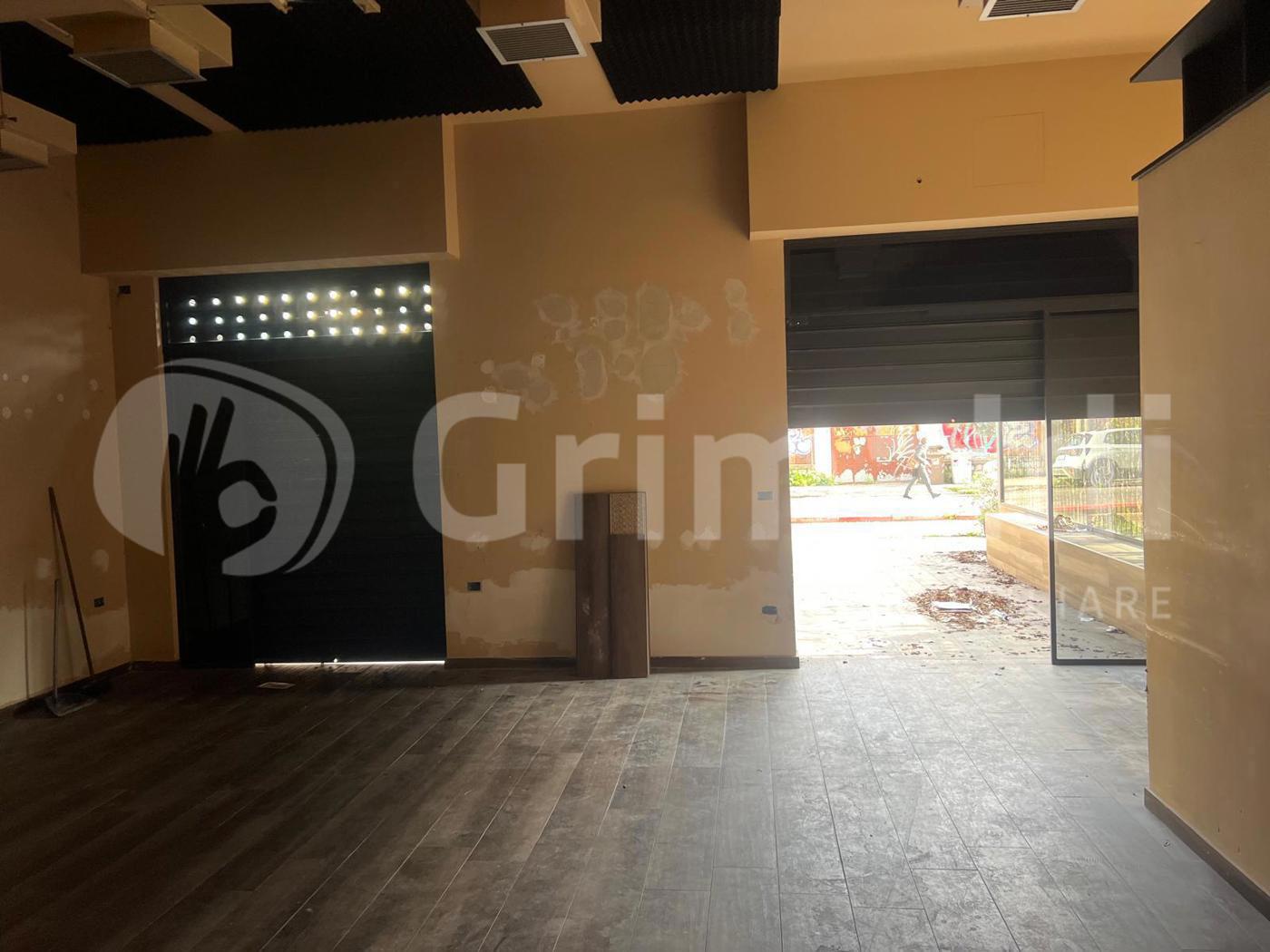 Negozio in affitto a Palermo